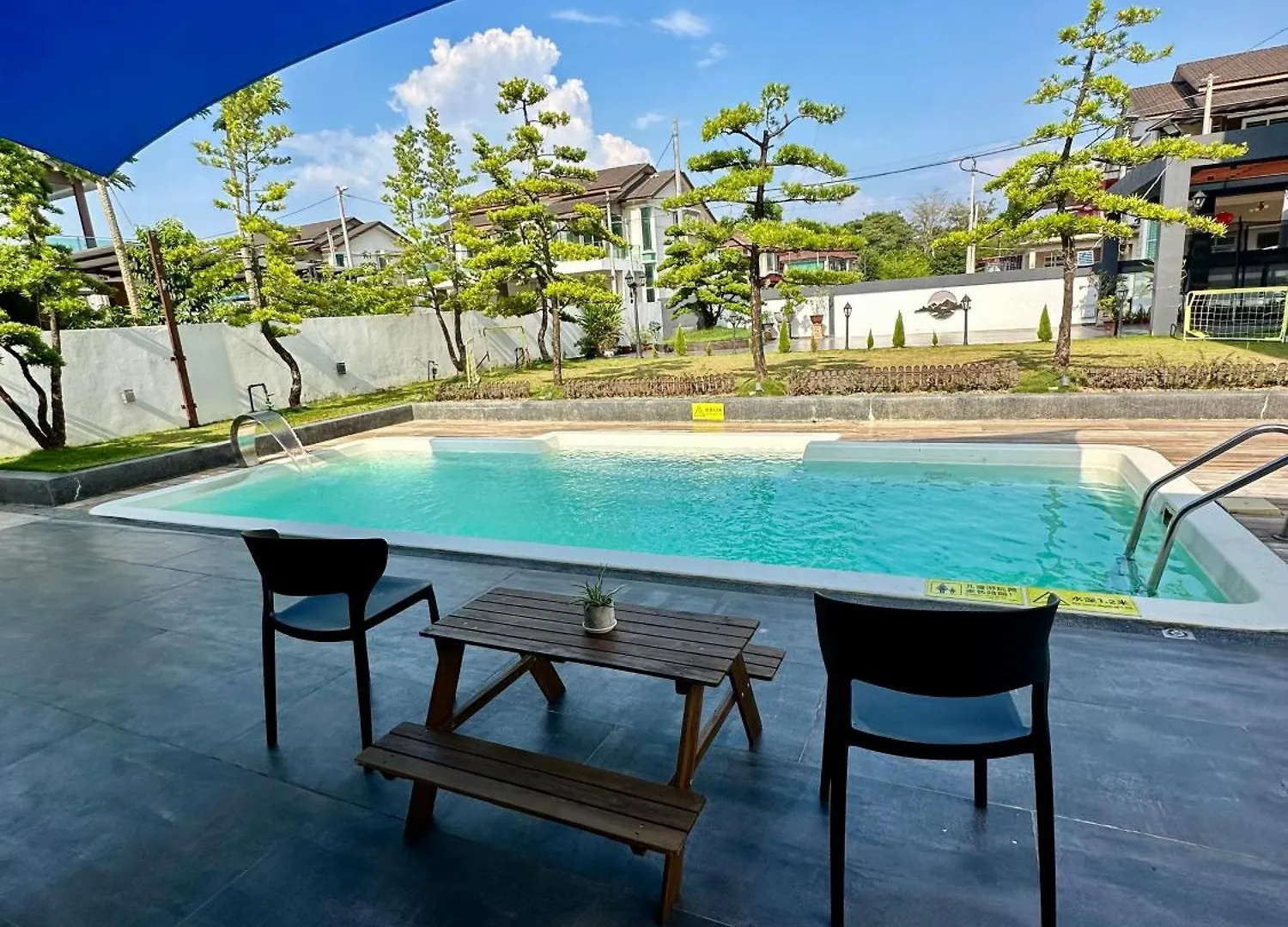 Stylish Villa Alma Simpang Ampat